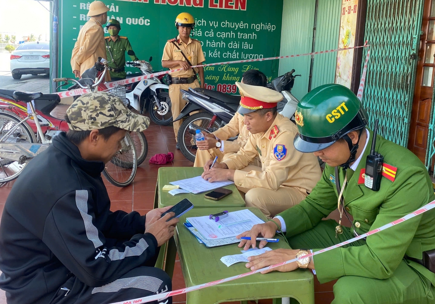 Phát hiện 11 trường hợp lái xe vi phạm nồng độ cồn tại địa bàn huyện Vĩnh Bảo